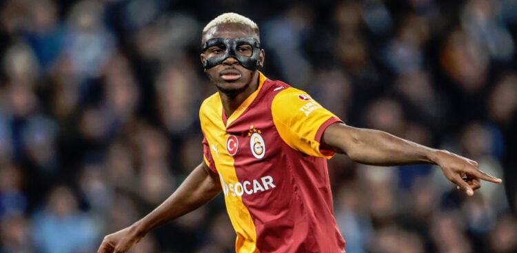 découvrez les notes des joueurs lors du match liverpool vs galatasaray, avec salah auteur d'un quatuor impressionnant et les performances clés de konaté et ses coéquipiers.